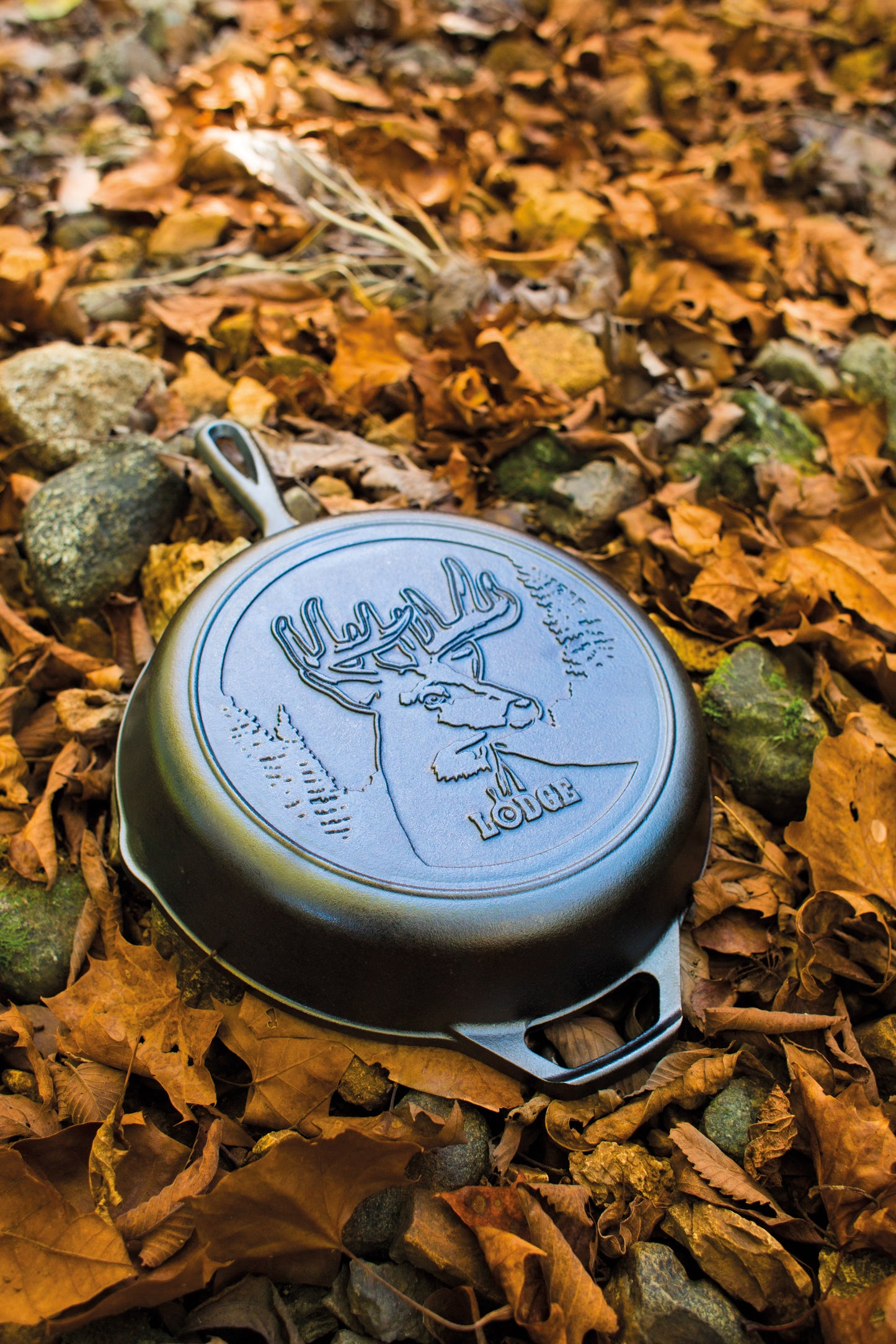 LODGE - PADELLA TONDA 26,04 CM LOGO CERVO